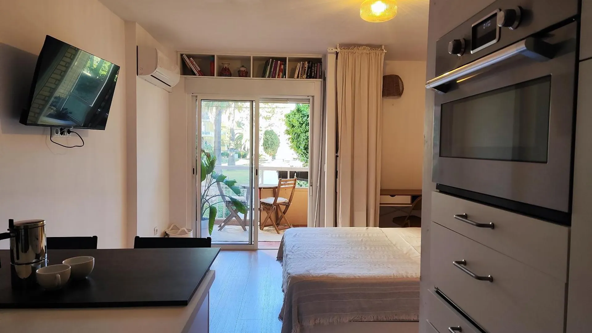 Pretty Studio With A Sea View Agata ベナルマデナ スペイン